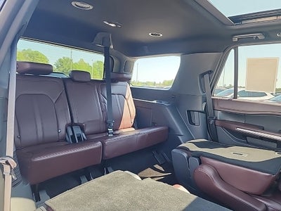 2022 Ford EXPEDITION Base